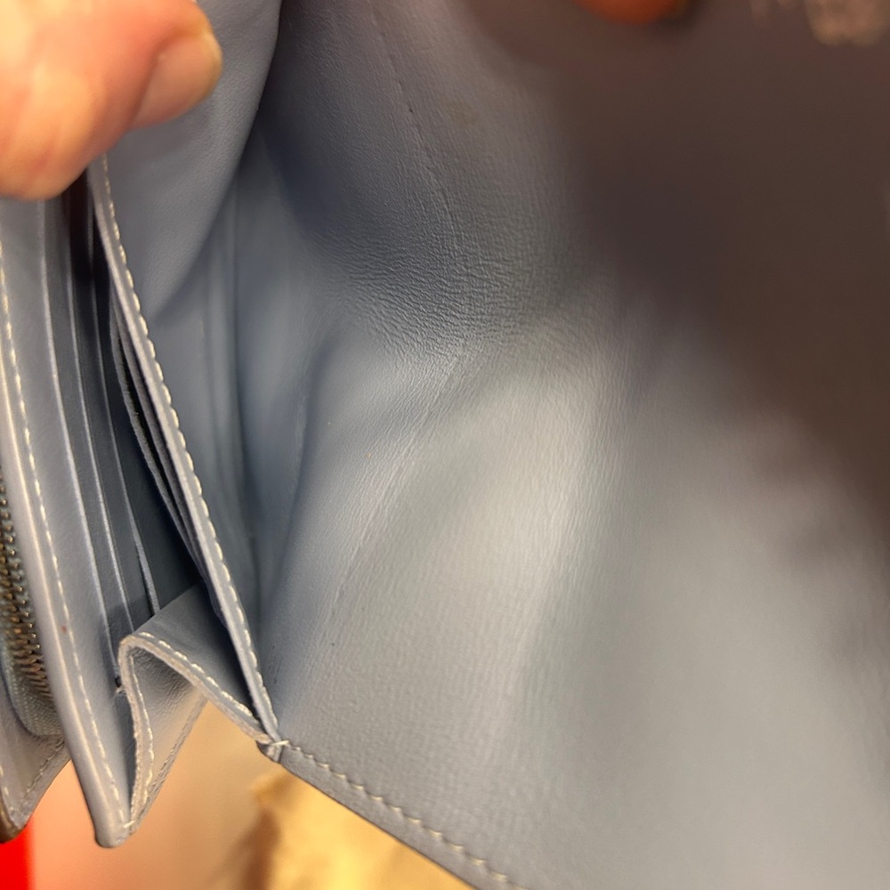 Louis Vuitton Blue Ombré Monogram Mahina Wallet - Picture 11 of 14